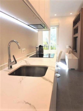 Central, quiet style apartment by Atocha